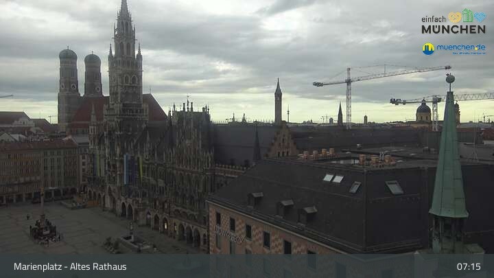 Archiv Foto Webcam Marienplatz München - Altes Rathaus