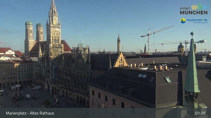 Archived image Webcam Marienplatz Munich, Bavaria