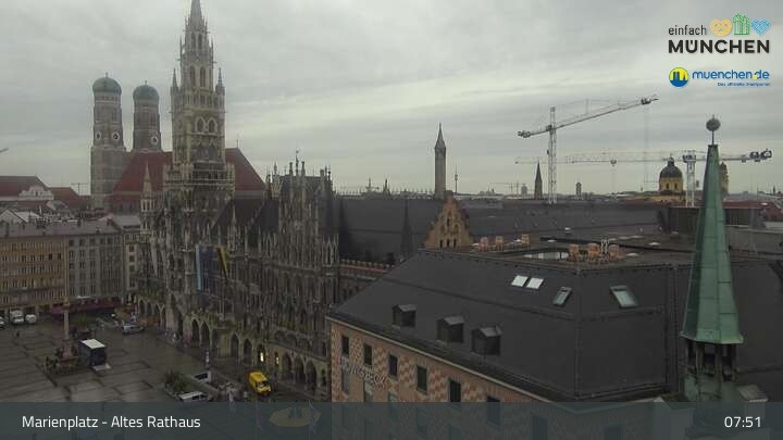 Archiv Foto Webcam Marienplatz München - Altes Rathaus