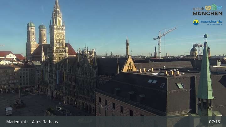 Archiv Foto Webcam Marienplatz München - Altes Rathaus