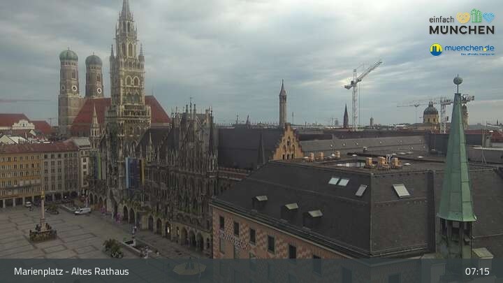 Archiv Foto Webcam Marienplatz München - Altes Rathaus