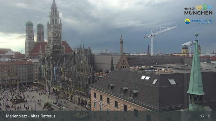 Archiv Foto Webcam Marienplatz München - Altes Rathaus