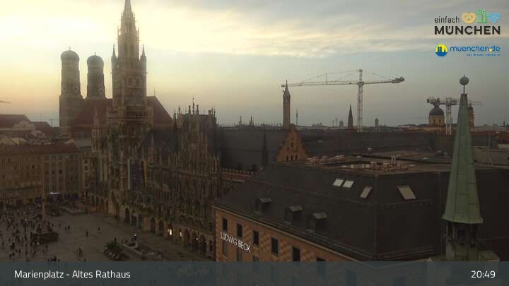 Archiv Foto Webcam Marienplatz München - Altes Rathaus