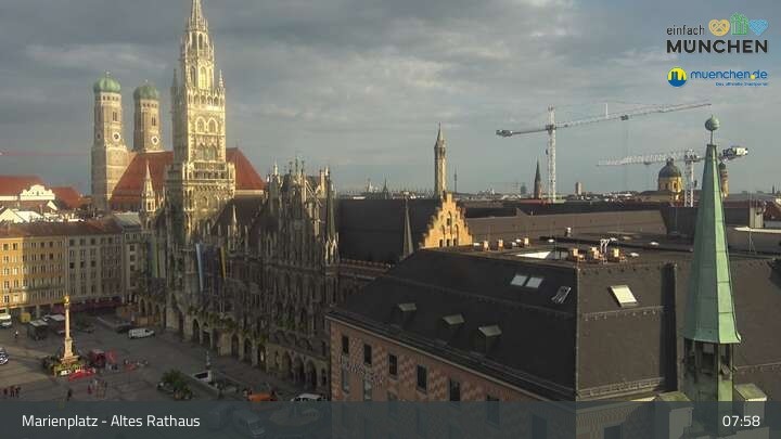 Archived image Webcam Marienplatz Munich, Bavaria