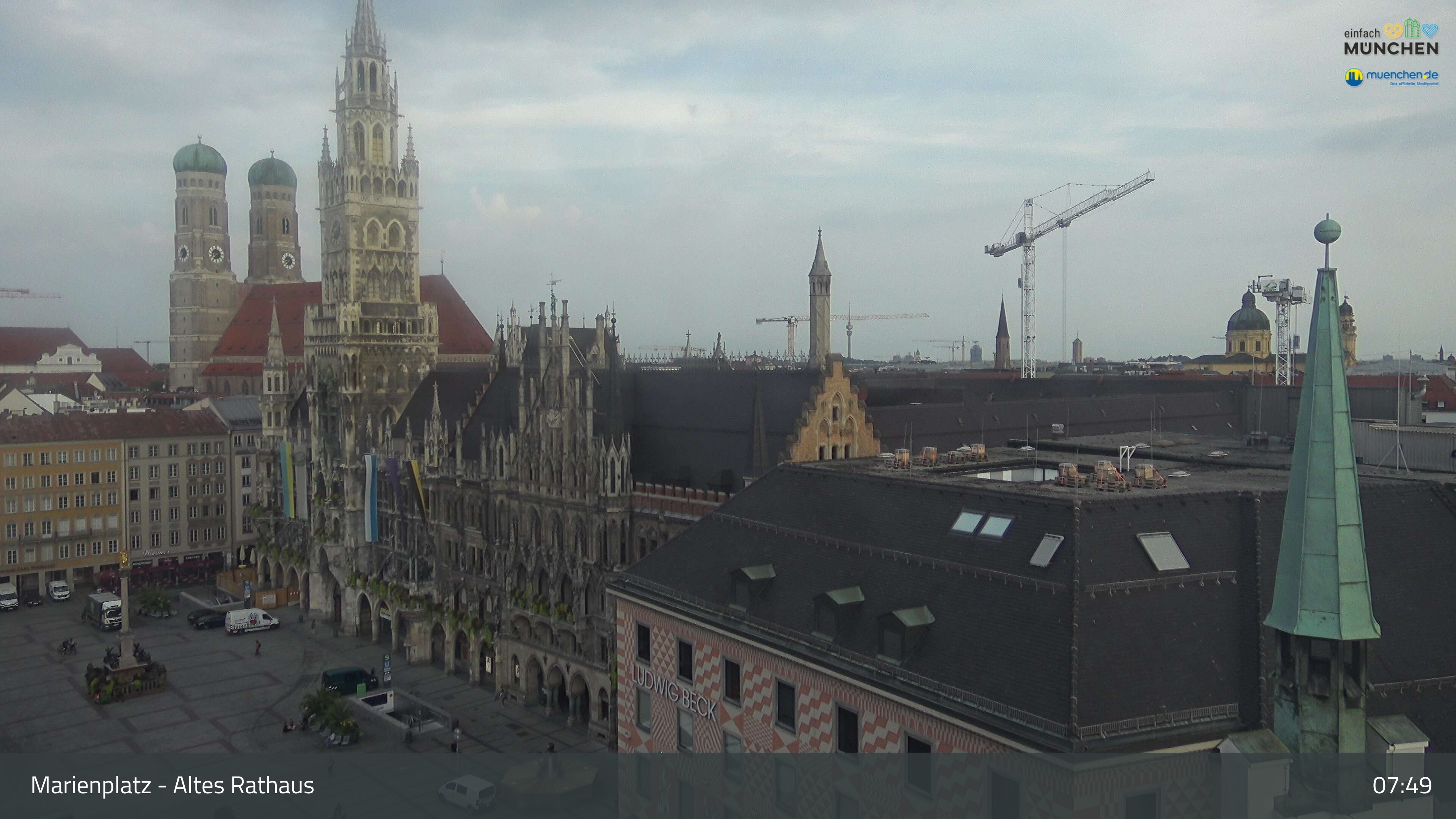 Archiv Foto Webcam Marienplatz München - Altes Rathaus