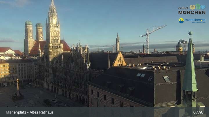 Archiv Foto Webcam Marienplatz München - Altes Rathaus