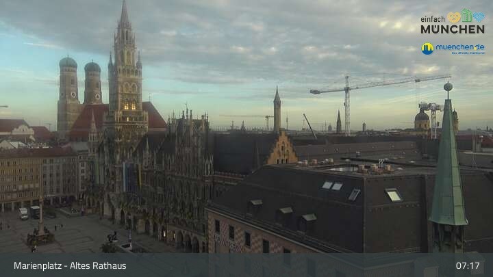 Archived image Webcam Marienplatz Munich, Bavaria