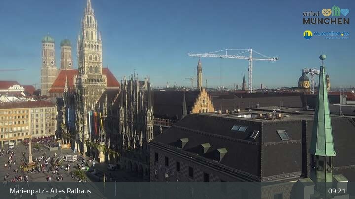 Archiv Foto Webcam Marienplatz München - Altes Rathaus