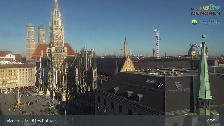 Archiv Foto Webcam Marienplatz München - Altes Rathaus