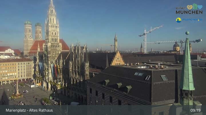 Archived image Webcam Marienplatz Munich, Bavaria