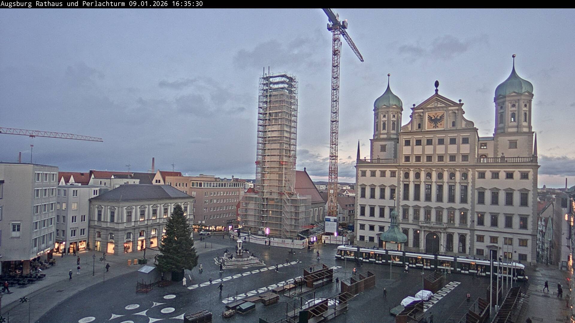Archiv Foto Webcam Augsburger Rathausplatz und Perlachturm