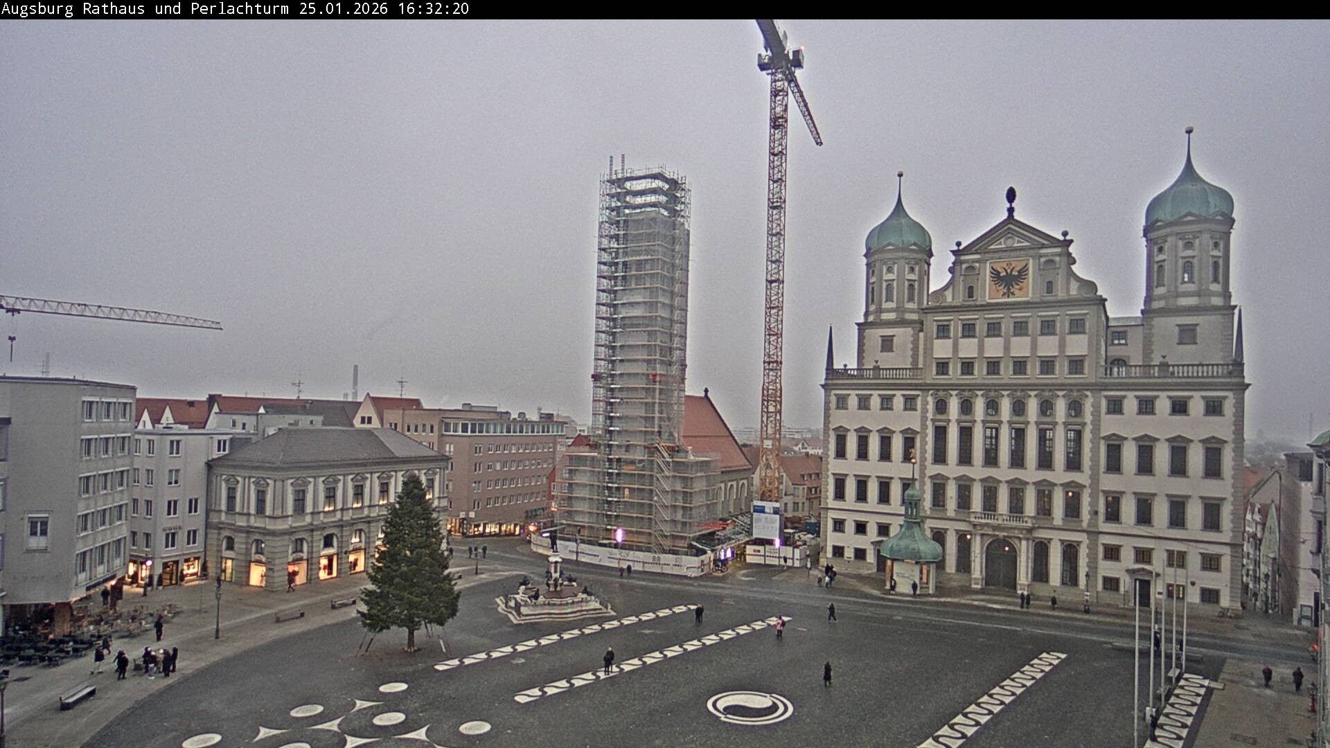 Archiv Foto Webcam Augsburger Rathausplatz und Perlachturm