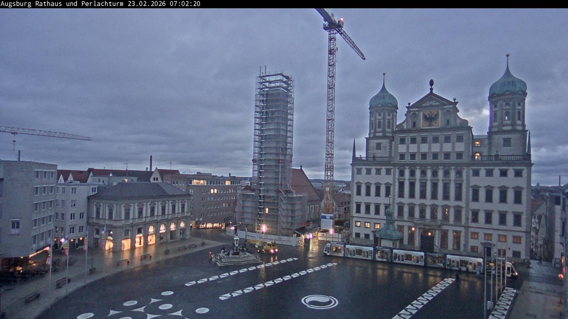 Archiv Foto Webcam Augsburger Rathausplatz und Perlachturm