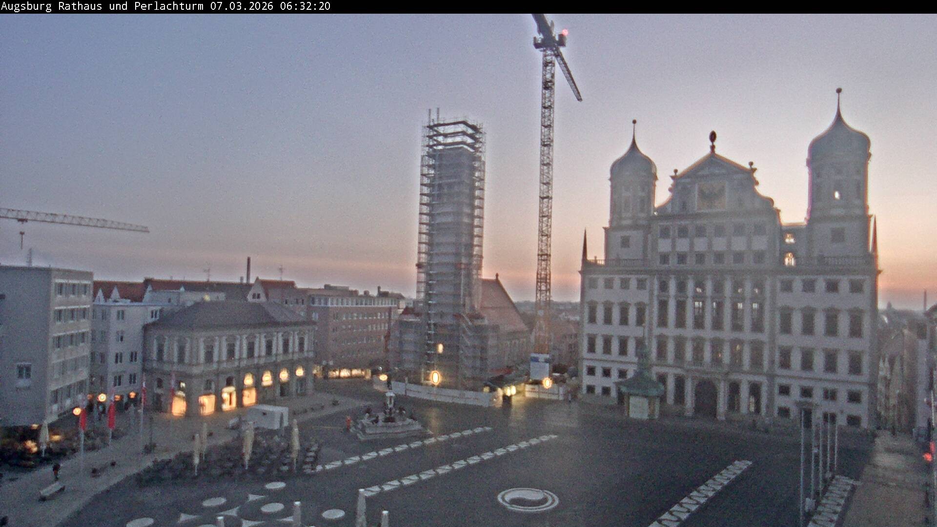 Archiv Foto Webcam Augsburger Rathausplatz und Perlachturm