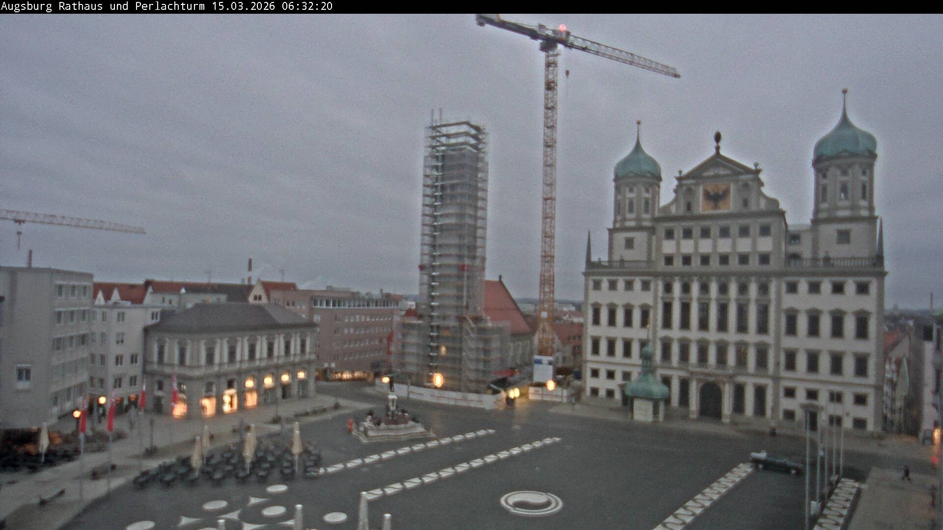 Archiv Foto Webcam Augsburger Rathausplatz und Perlachturm