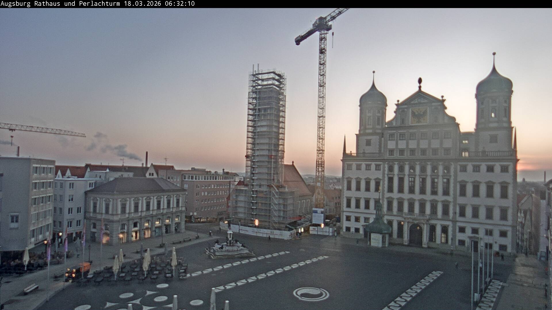 Archiv Foto Webcam Augsburger Rathausplatz und Perlachturm
