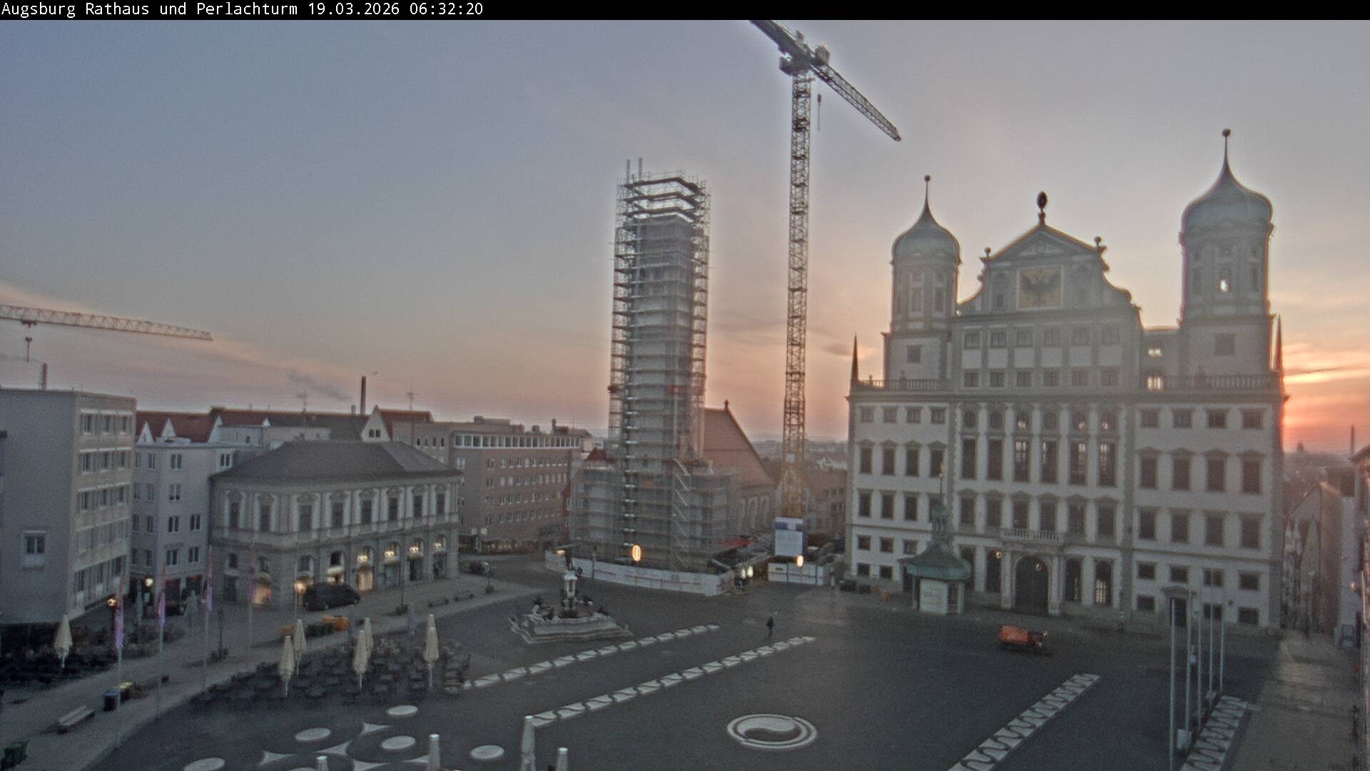 Archiv Foto Webcam Augsburger Rathausplatz und Perlachturm
