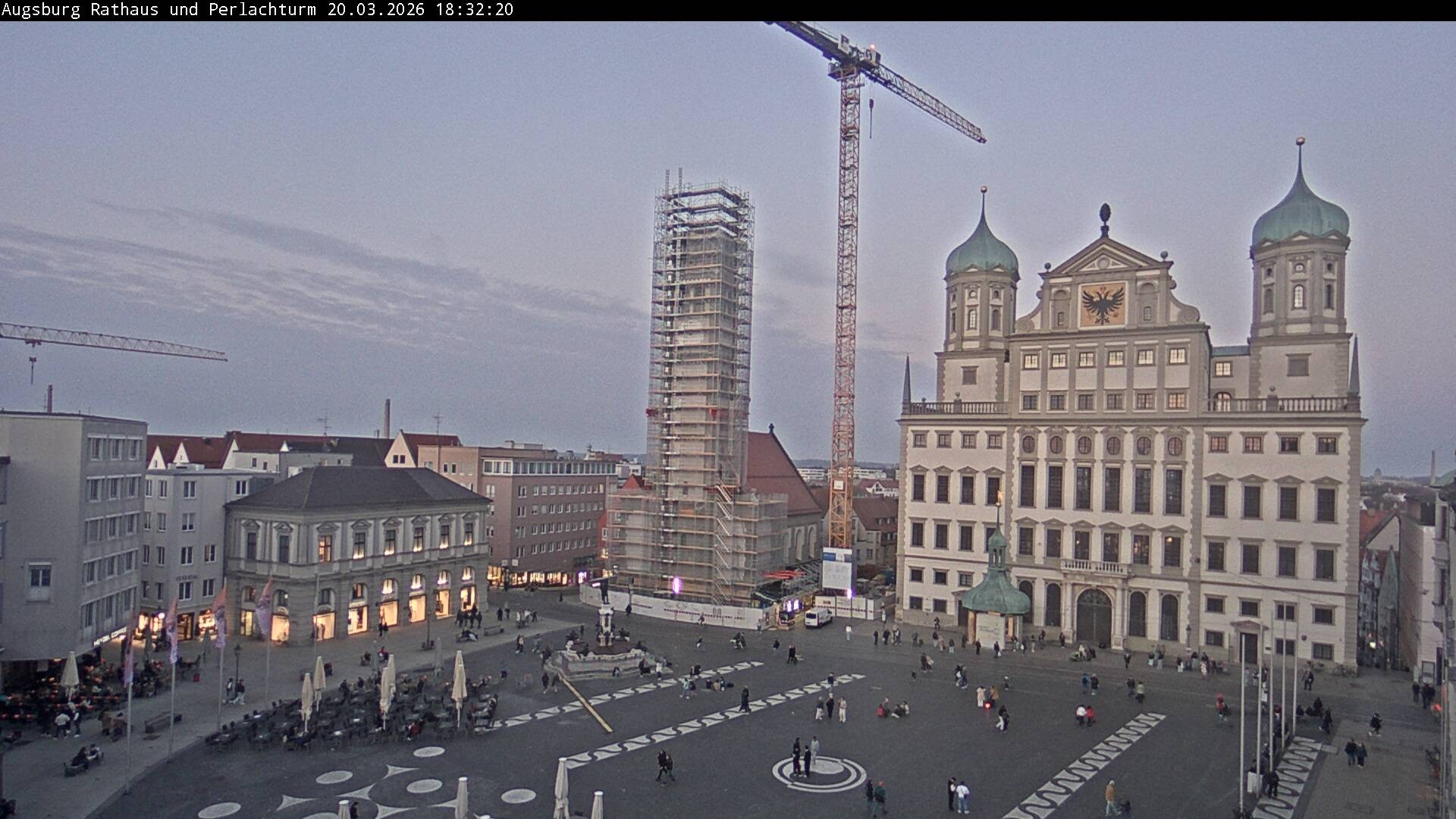 Archiv Foto Webcam Augsburger Rathausplatz und Perlachturm