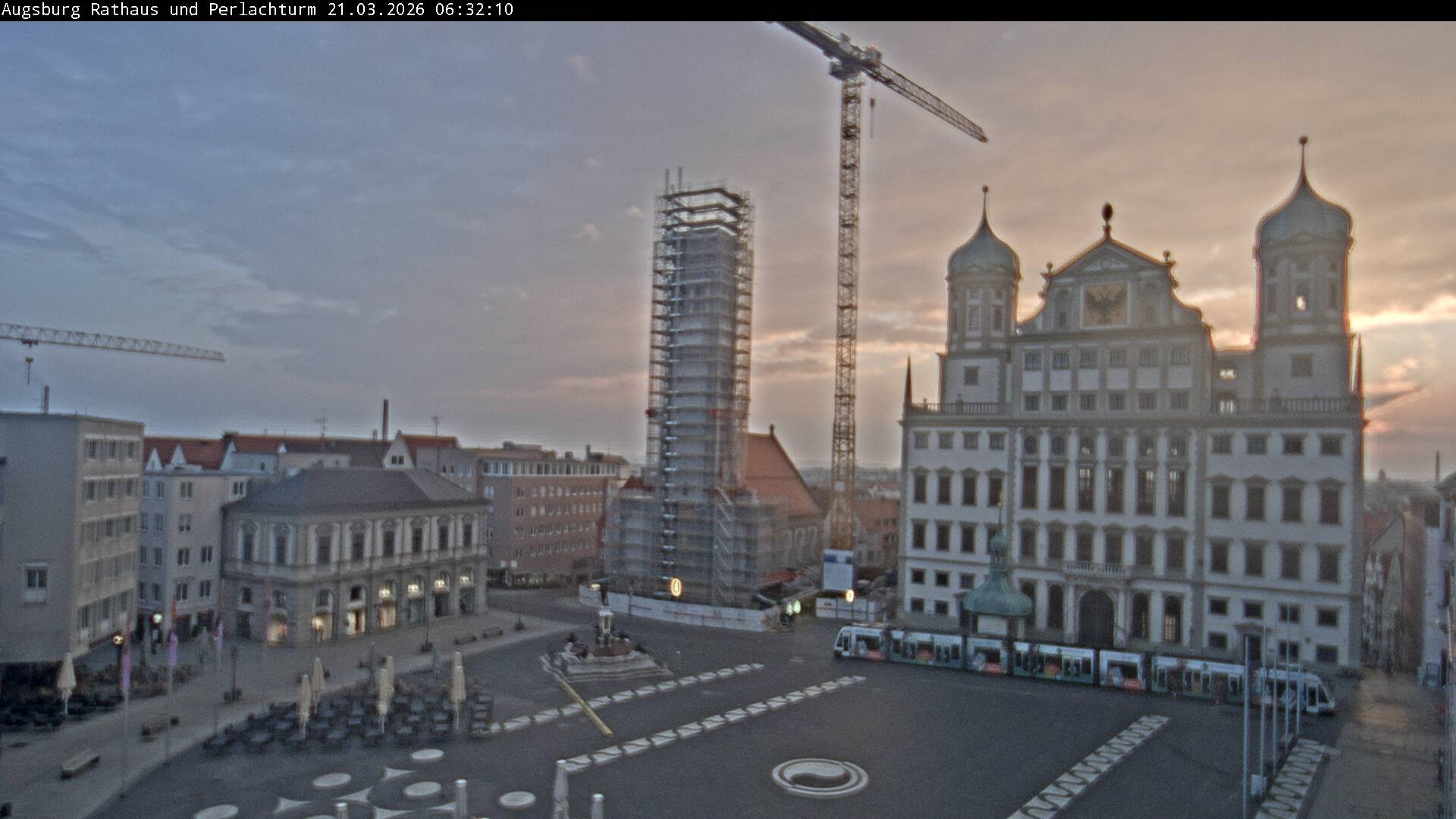 Archiv Foto Webcam Augsburger Rathausplatz und Perlachturm