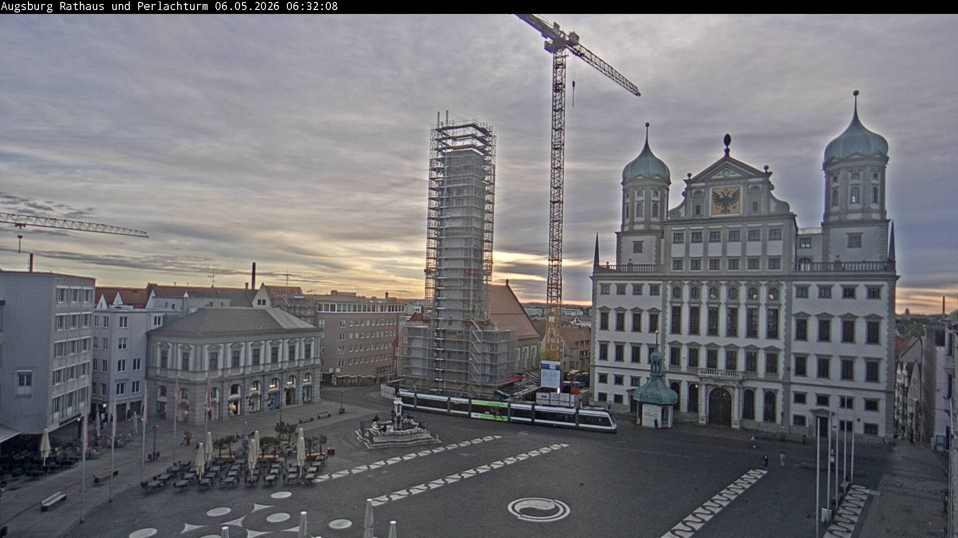 Archiv Foto Webcam Augsburger Rathausplatz und Perlachturm