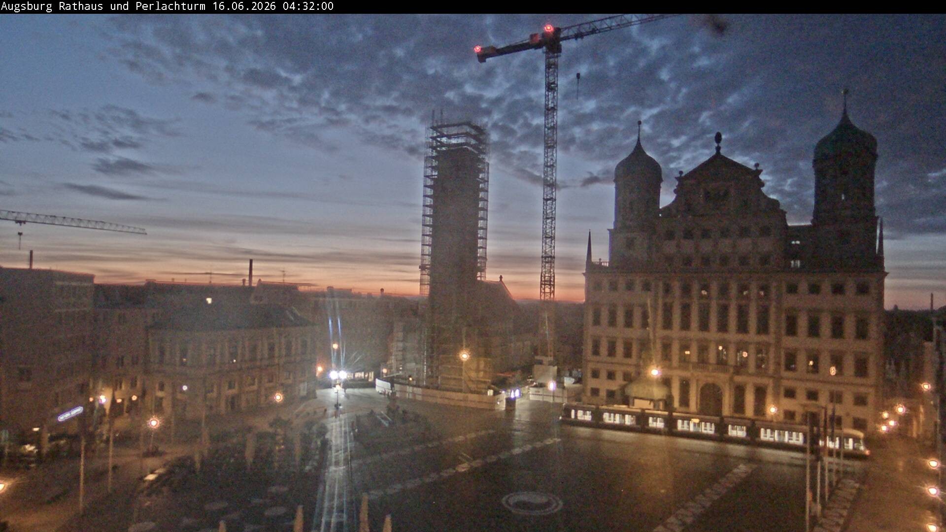 Archiv Foto Webcam Augsburger Rathausplatz und Perlachturm