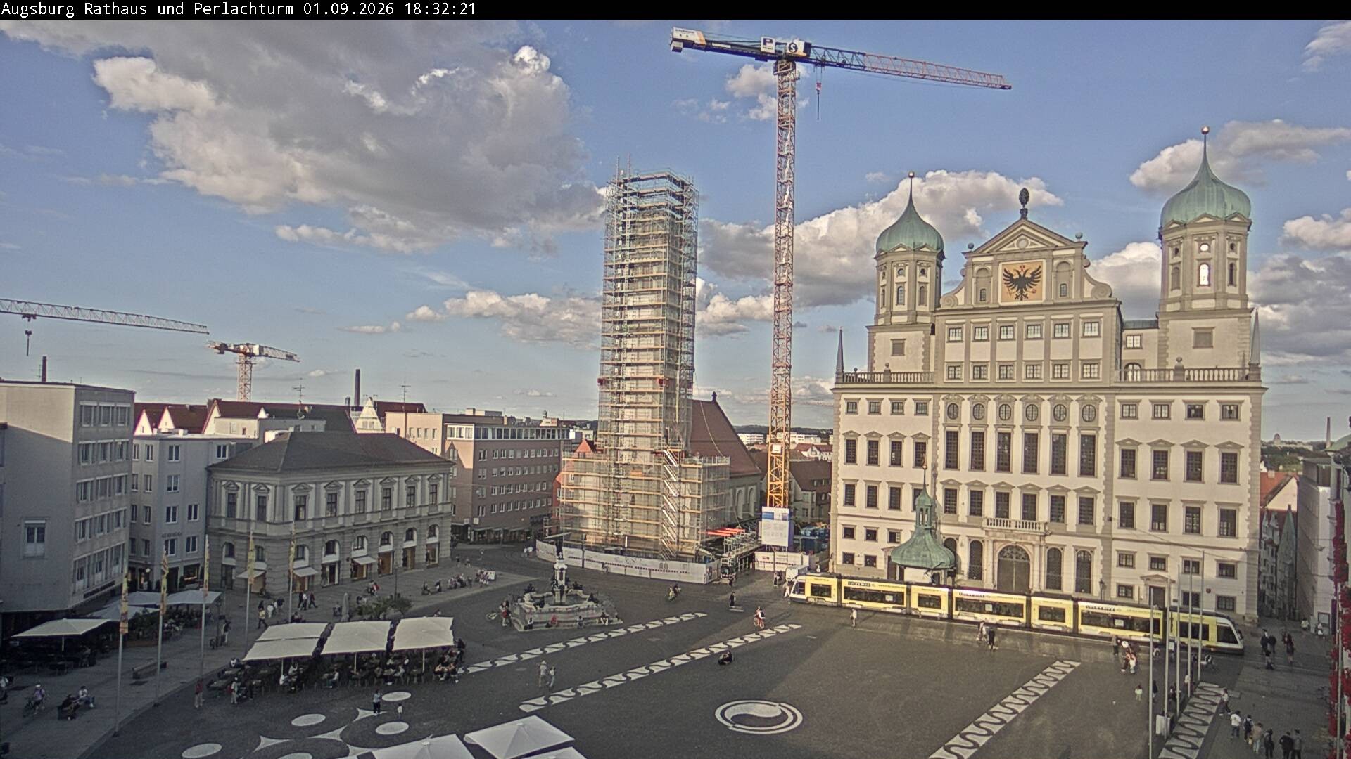 Archiv Foto Webcam Augsburger Rathausplatz und Perlachturm