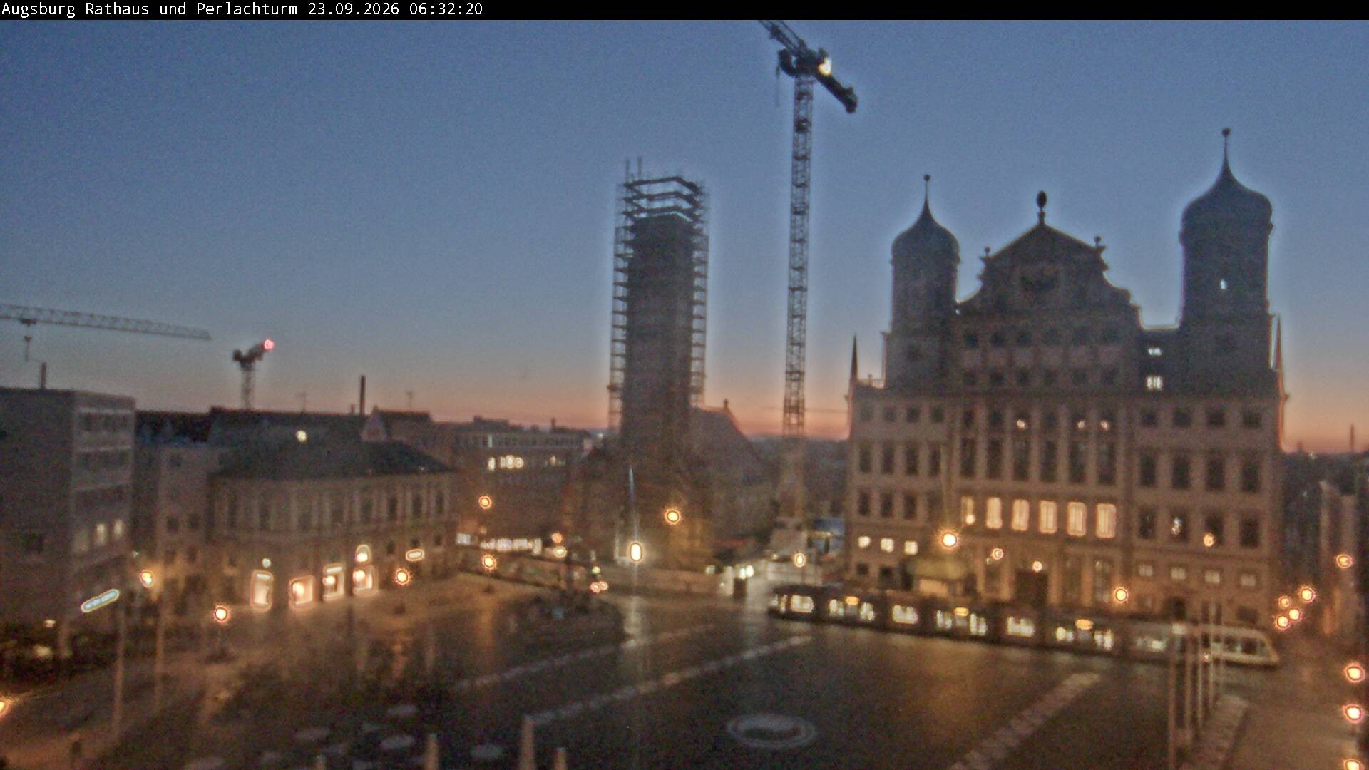 Archiv Foto Webcam Augsburger Rathausplatz und Perlachturm