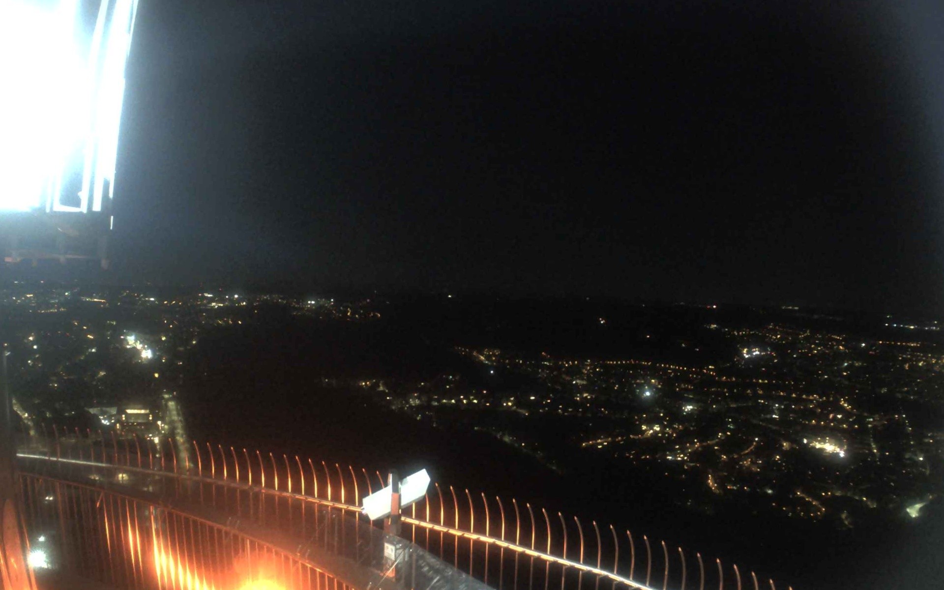 Archiv Foto Webcam Fernsehturm in Stuttgart mit Blick über die Stadt