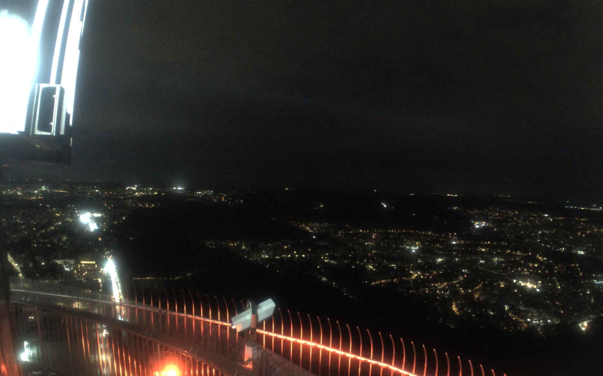 Archiv Foto Webcam Fernsehturm in Stuttgart mit Blick über die Stadt