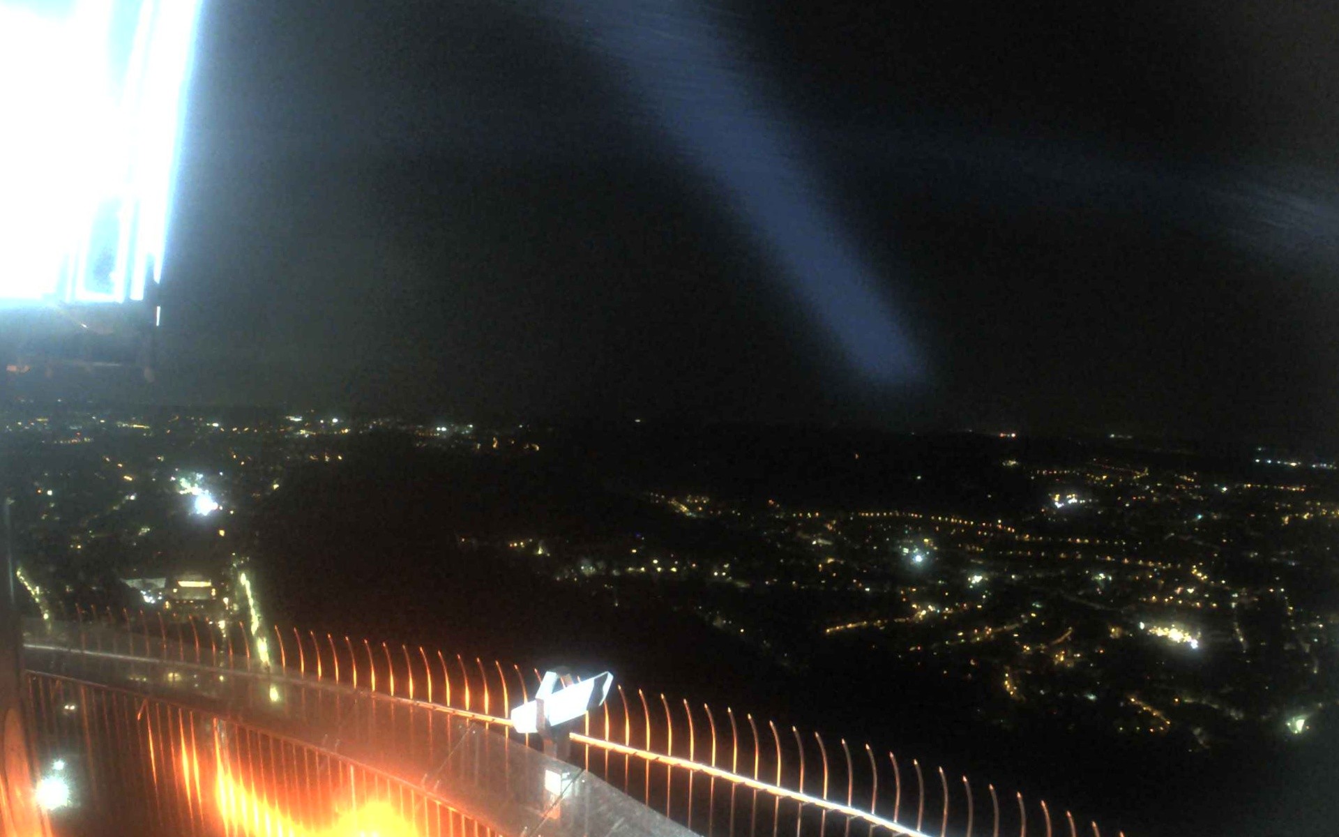 Archiv Foto Webcam Fernsehturm in Stuttgart mit Blick über die Stadt
