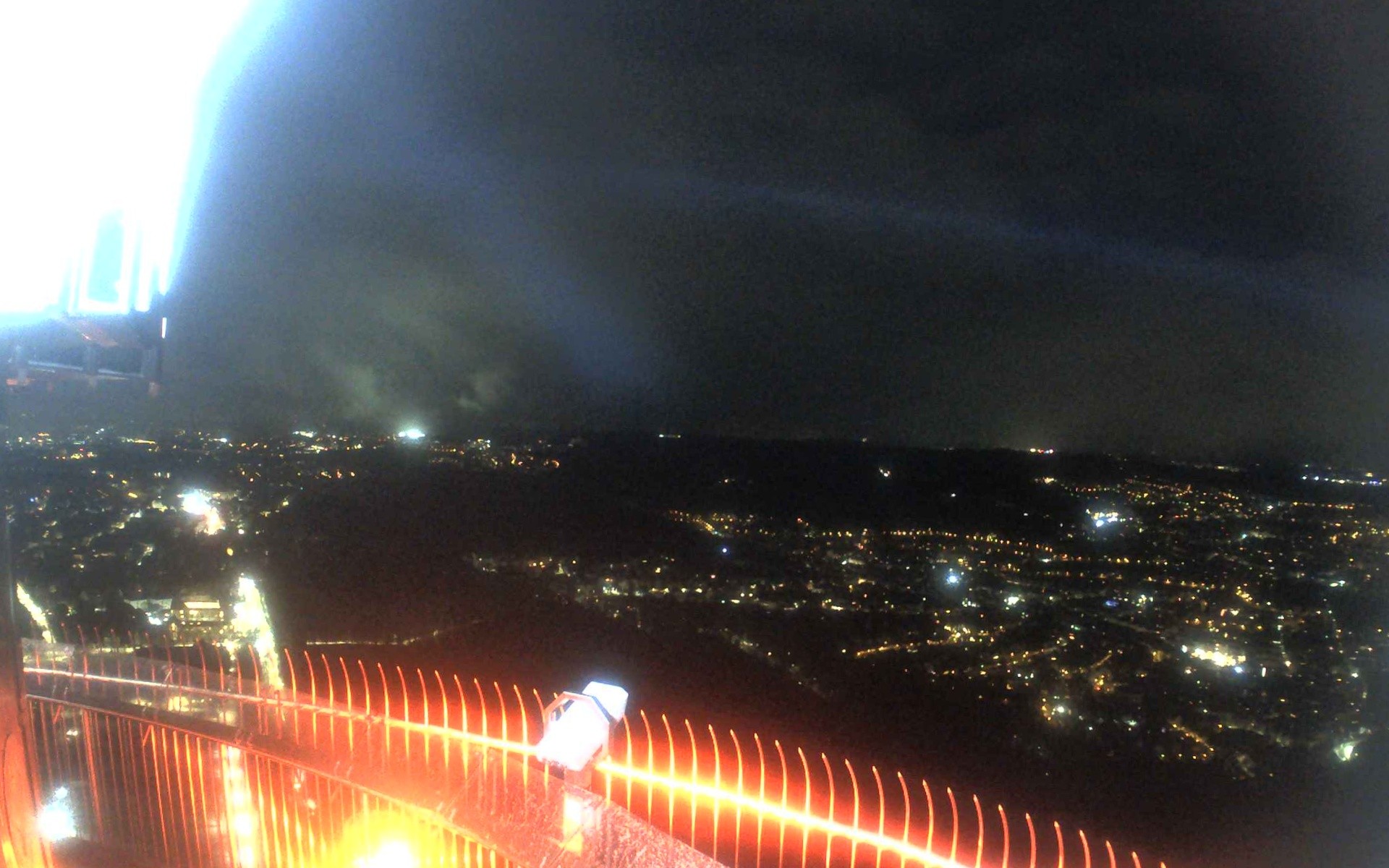 Archiv Foto Webcam Fernsehturm in Stuttgart mit Blick über die Stadt