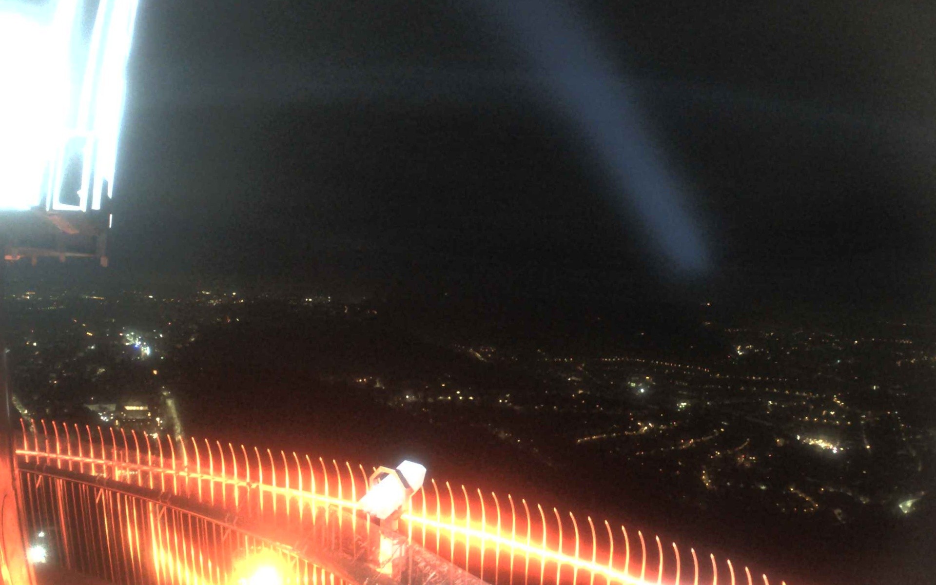 Archiv Foto Webcam Fernsehturm in Stuttgart mit Blick über die Stadt