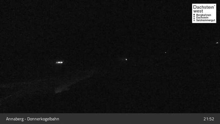 Archived image Webcam Annaberg-Lungötz: Dachstein West - Donnerkogelbahn