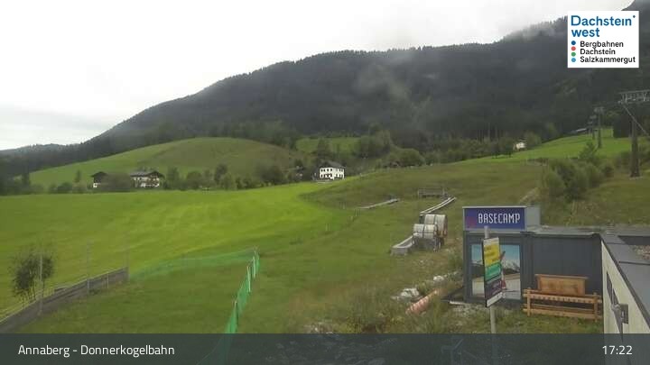 Archived image Webcam Annaberg-Lungötz: Dachstein West - Donnerkogelbahn