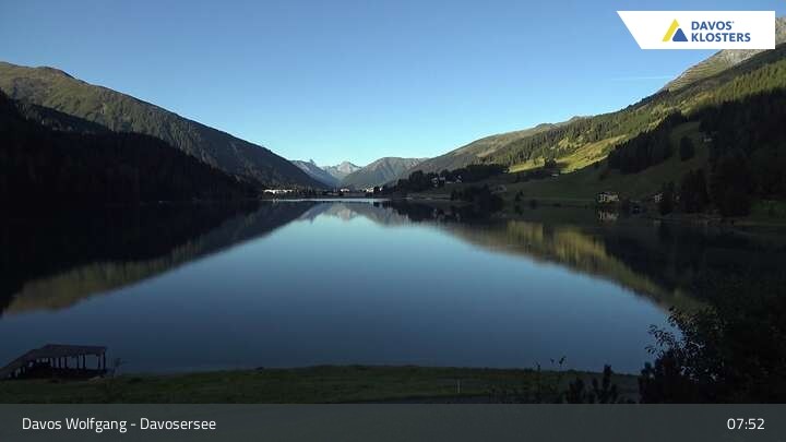Archived image Webcam Davos Klosters: Lake Davos