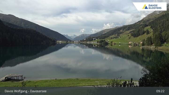 Archived image Webcam Davos Klosters: Lake Davos