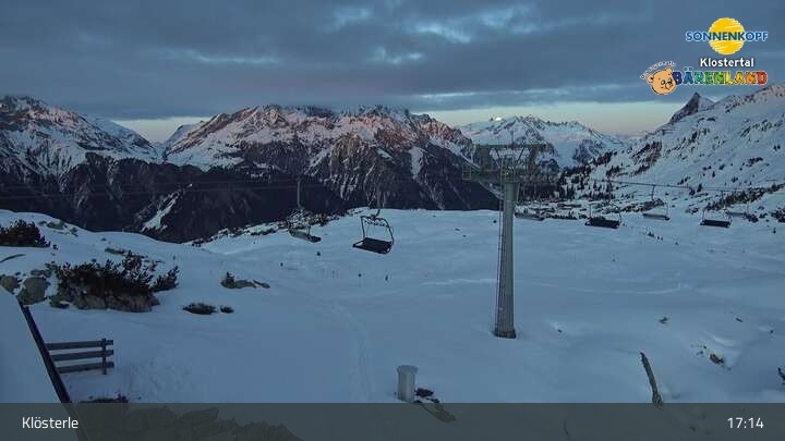 Archiv Foto Webcam Klösterle - Bergstation Riedkopf