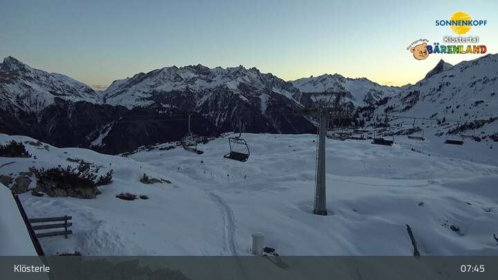 Archiv Foto Webcam Klösterle - Bergstation Riedkopf