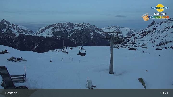 Archiv Foto Webcam Klösterle - Bergstation Riedkopf