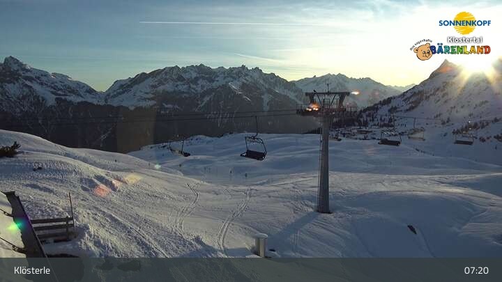 Archiv Foto Webcam Klösterle - Bergstation Riedkopf