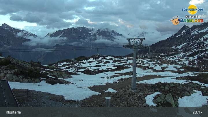 Archiv Foto Webcam Klösterle - Bergstation Riedkopf