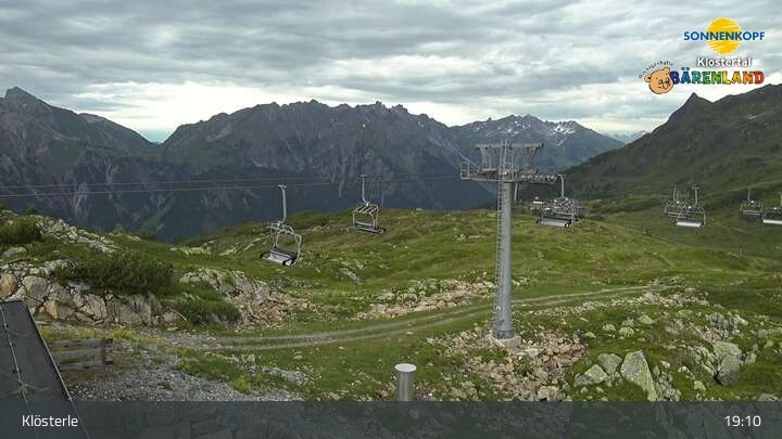 Archiv Foto Webcam Klösterle - Bergstation Riedkopf