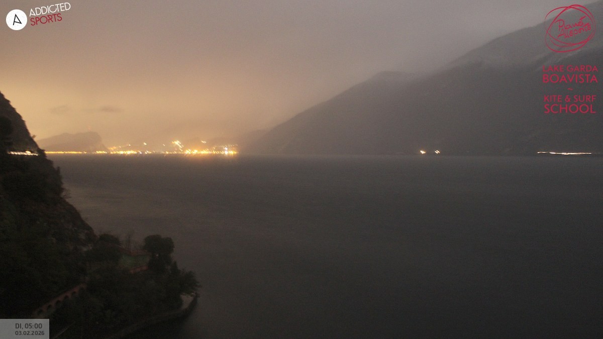 Archived image Webcam Lake Garda - Capo Reamol