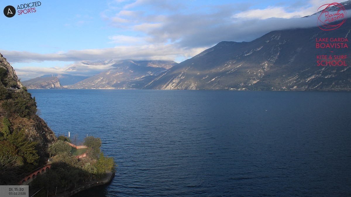 Archived image Webcam Lake Garda - Capo Reamol