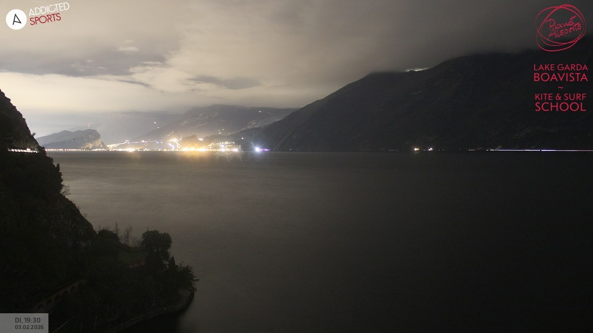 Archived image Webcam Lake Garda - Capo Reamol