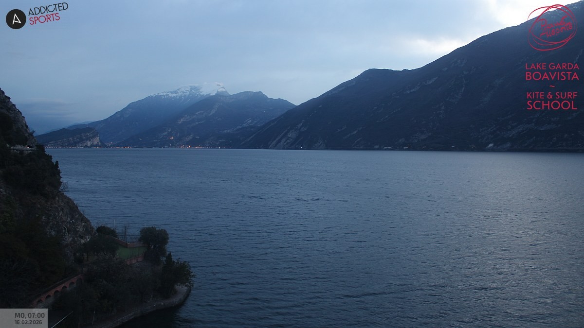 Archiv Foto Webcam Gardasee - Capo Reamol