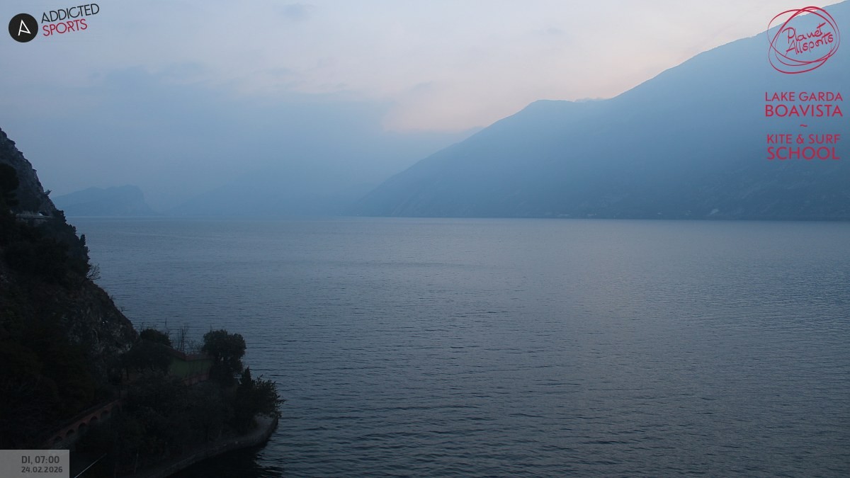 Archiv Foto Webcam Gardasee - Capo Reamol