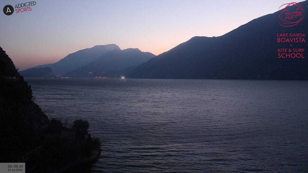 Archived image Webcam Lake Garda - Capo Reamol