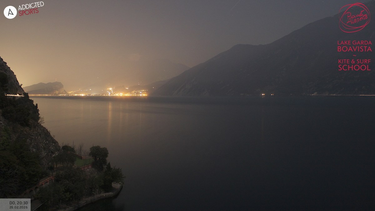 Archived image Webcam Lake Garda - Capo Reamol