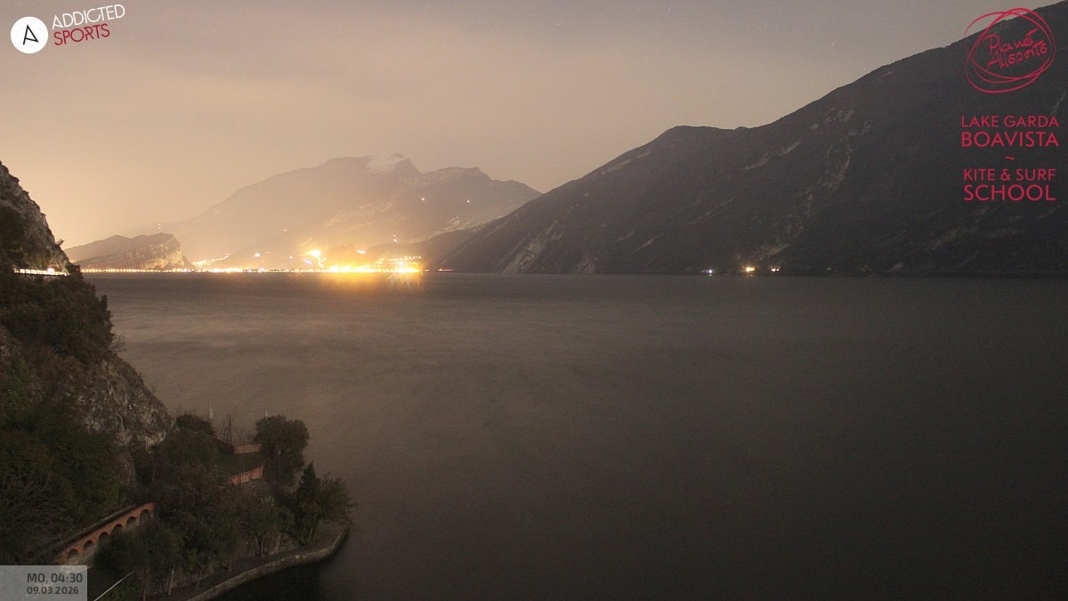 Archived image Webcam Lake Garda - Capo Reamol